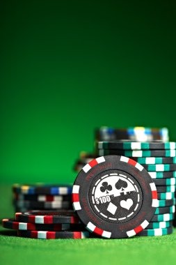 Cambodia Pools live-dealer table on mobile phone